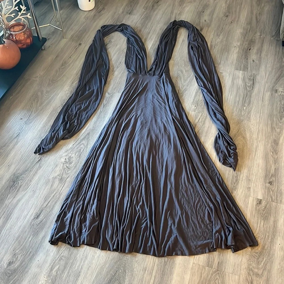 🇺🇸 Lulu’s gray  wrap dress size XS - Picture 2 of 8